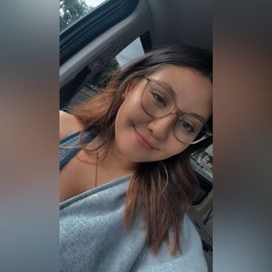 Meet your Posher, Analeese